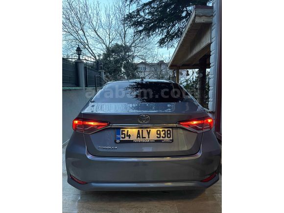 Sahibinden Toyota Corolla 1.5 Dream 2022 Model 
