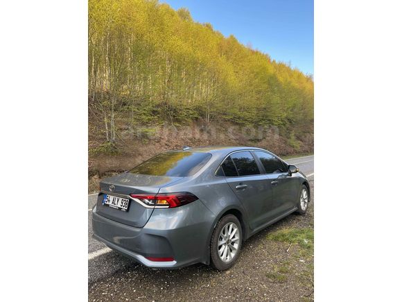 Sahibinden Toyota Corolla 1.5 Dream 2022 Model 