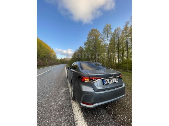 Sahibinden Toyota Corolla 1.5 Dream 2022 Model 