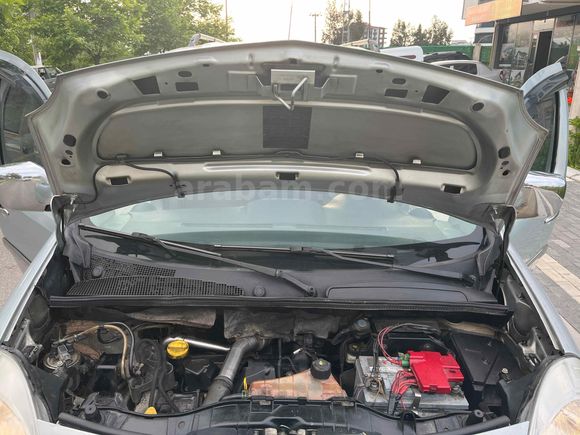 Galeriden Renault Kangoo 1.5 dCi Expression 2011 Model Samsun