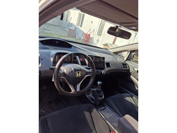 Sahibinden Honda Civic 1.6i VTEC Elegance 2011 Model