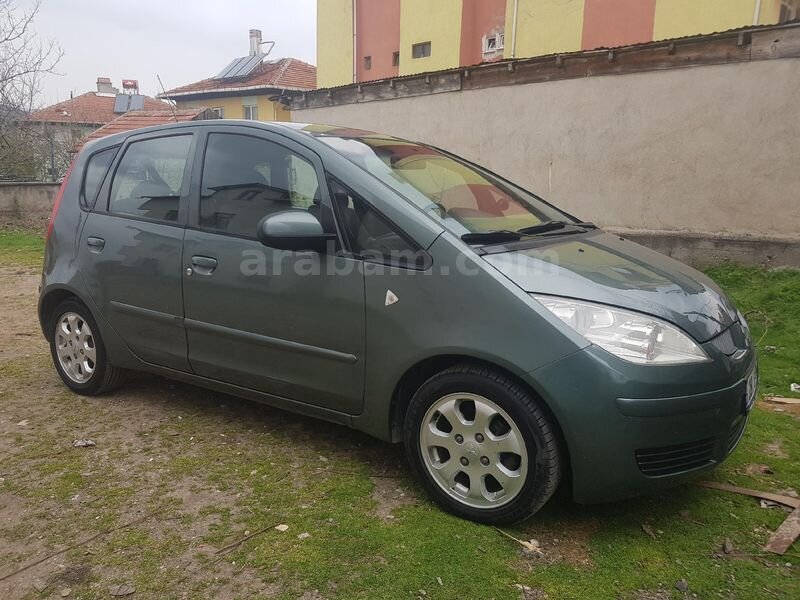 Sahibinden Mitsubishi Colt 1.3 Inform 2005 Model 359.000 km Yeşil (metalik)