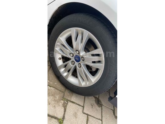 Sahibinden Ford Focus 1.6 SCTi Trend Plus 2014 Model 