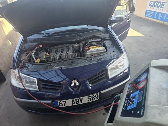 Sahibinden Renault Megane 1.6 Expression 2006 Model  204.750 km Lacivert