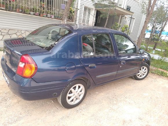 Sahibinden Renault Clio 1.4 2001 Model İzmir 192.000 km Lacivert