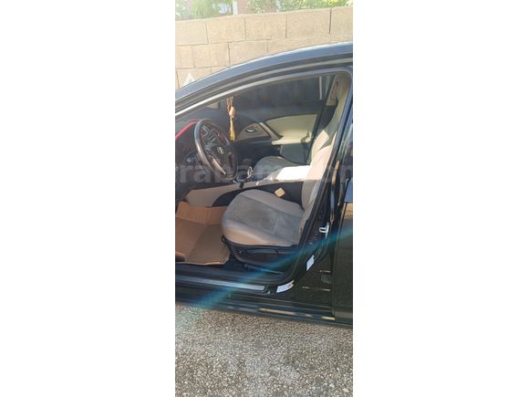 Sahibinden Toyota Avensis 1.6 Elegant Extra 2012 Model  178.000 km Siyah
