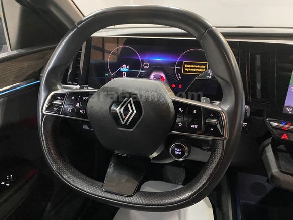 otomobil Renault Megane E-Tech Iconic EV60