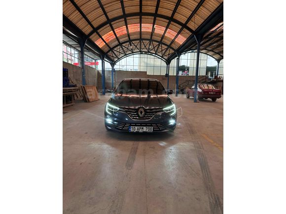 Sahibinden Renault Megane 1.3 TCe Touch 2024 Model 