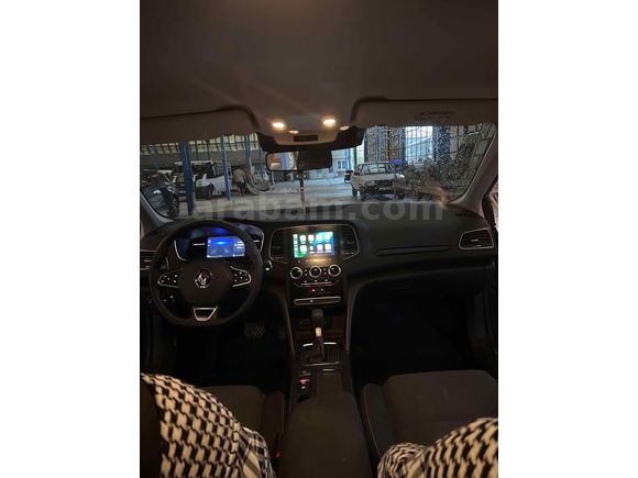 Sahibinden Renault Megane 1.3 TCe Touch 2024 Model 