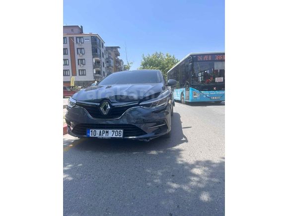 Sahibinden Renault Megane 1.3 TCe Touch 2024 Model 