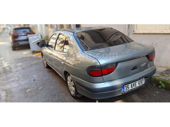 Sahibinden Renault Megane 1.6 Klimali Alize paket 1999 Model