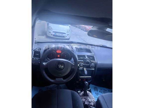 Sahibinden Renault Megane 1.5 dCi Authentique 2004 Model 