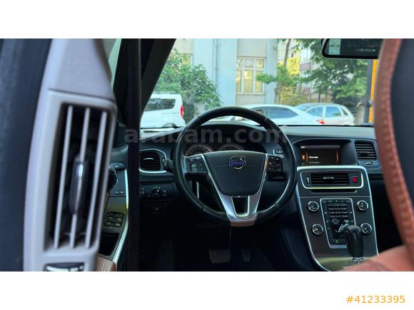 MUTLU OTOMOBİLDEN İSVEÇ TANKI S60 1.6 180 BG R-DESİNG