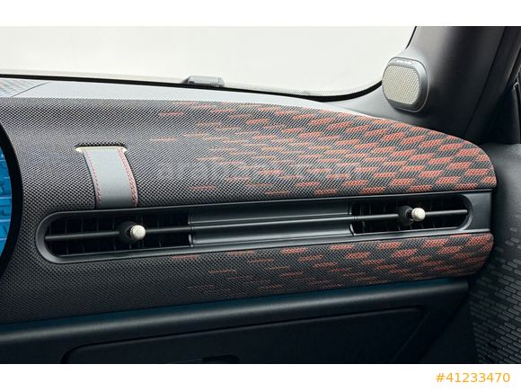 2025 MINI COOPER JCW+CAM TVN+HEAD UP+360+HARMAN+MASAJ+ISITMA+KEY