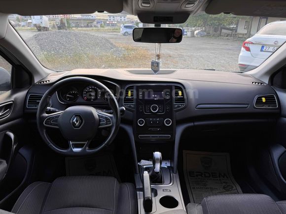 Sahibinden Renault Megane 1.5 Blue DCI Touch 2020 Model 