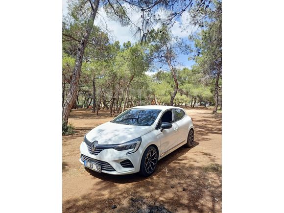 TCE CLİO TURBOLU 100HP MANUEL HENÜZ 78 KM