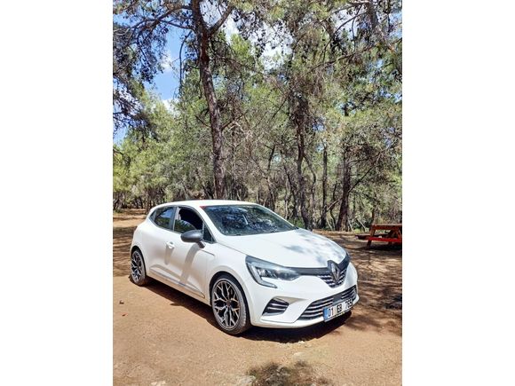 TCE CLİO TURBOLU 100HP MANUEL HENÜZ 78 KM