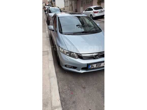 Sahibinden Honda Civic 1.6i VTEC Eco Elegance 2012 Model 