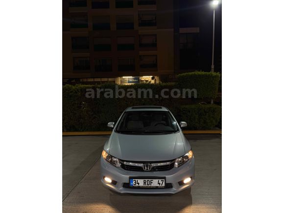 Sahibinden Honda Civic 1.6i VTEC Eco Elegance 2012 Model 