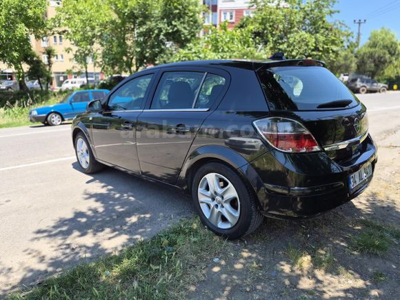 Sahibinden Opel Astra 1.6 Essentia 2012 Model