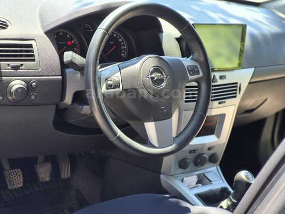 Sahibinden Opel Astra 1.6 Essentia 2012 Model
