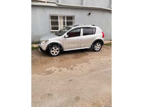 Sahibinden Dacia Sandero 1.5 dCi Stepway 2012 Model