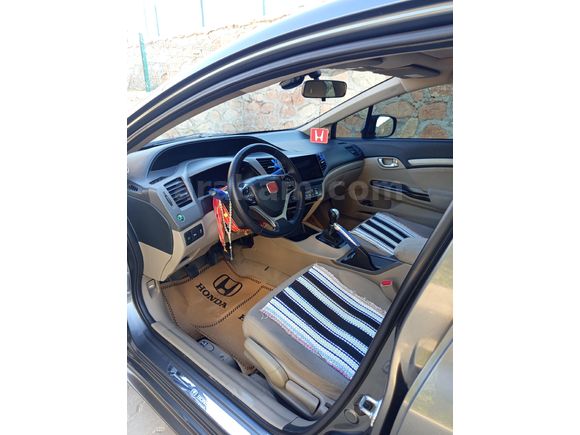 Sahibinden Honda Civic 1.6i VTEC Eco Elegance 2012 Model