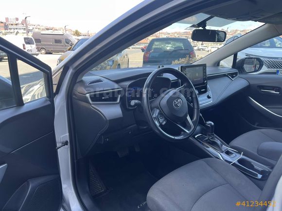 2022 COROLLA 1.5 DREAM