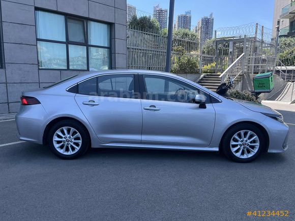 2022 COROLLA 1.5 DREAM