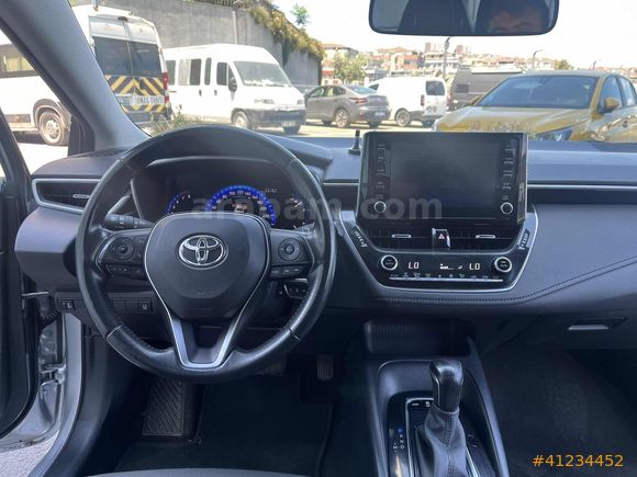 2022 COROLLA 1.5 DREAM