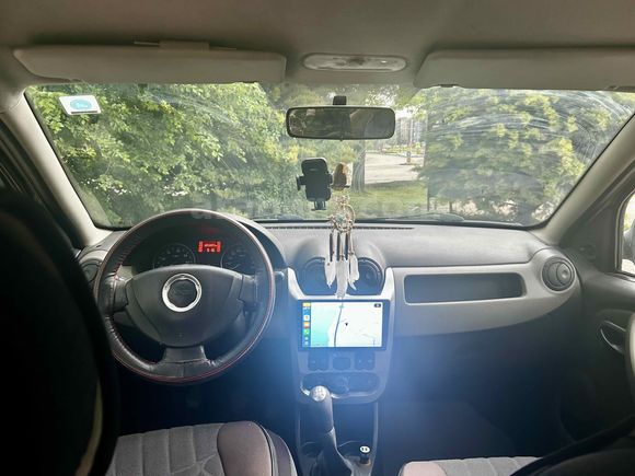 Sahibinden Dacia Sandero 1.4 Ambiance 2011 Model 