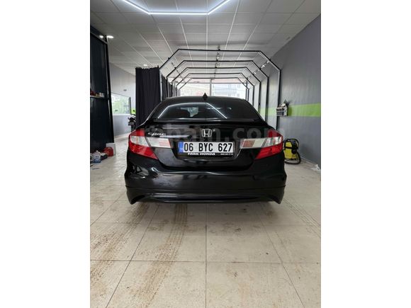 Sahibinden Honda Civic 1.6i VTEC Eco Elegance 2015 Model Ankara
