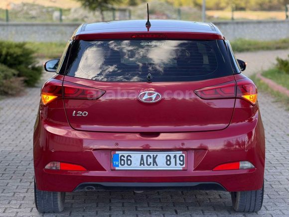 Sahibinden Hyundai i20 1.2 MPI Style 2014 Model 