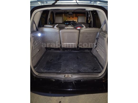 Sahibinden Renault Scenic 1.6 Privilege 2006 Model