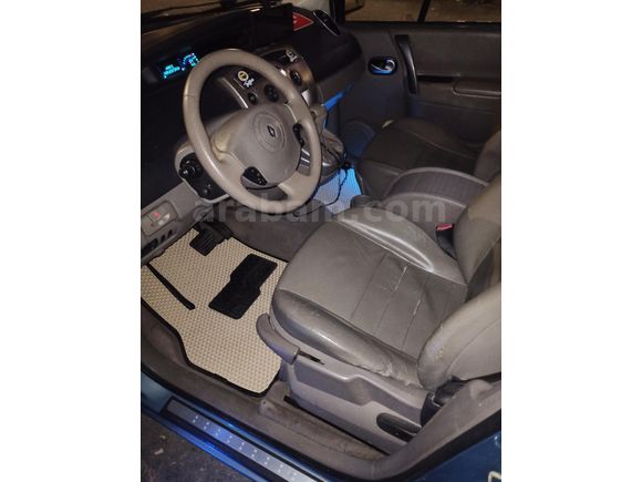 Sahibinden Renault Scenic 1.6 Privilege 2006 Model