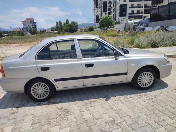 Sahibinden Hyundai Accent 1.5 CRDi Admire 2004 Model