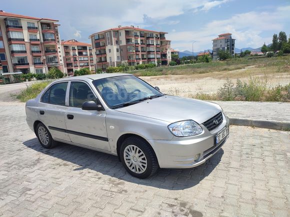 Sahibinden Hyundai Accent 1.5 CRDi Admire 2004 Model
