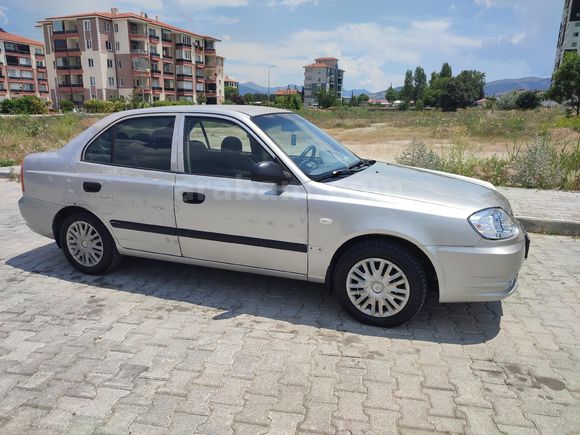 Sahibinden Hyundai Accent 1.5 CRDi Admire 2004 Model