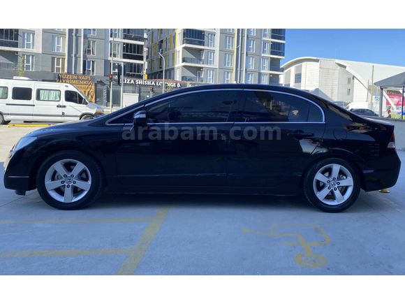 Boyasız dusuk km otomatik