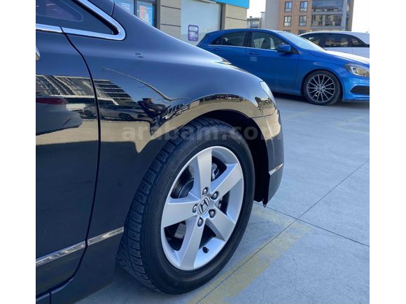Boyasız dusuk km otomatik