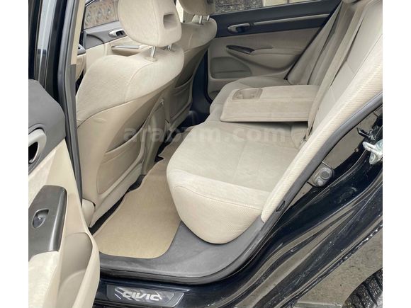 Boyasız dusuk km otomatik