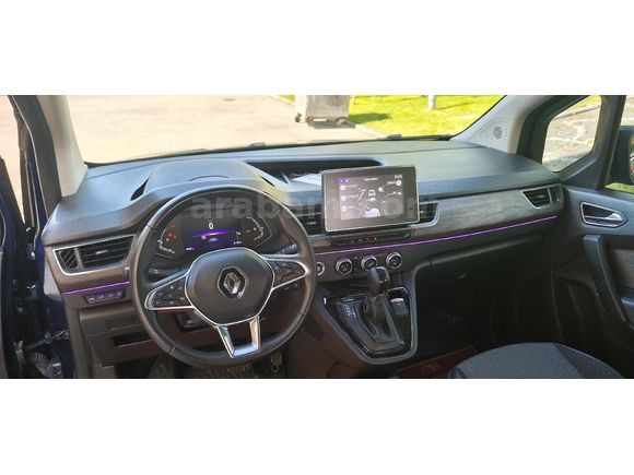 Sahibinden Renault Kangoo Multix 1.3 TCe Iconic 2024 Model