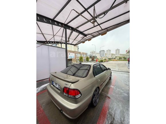 Sahibinden Honda Civic 1.6 i ES 2001 Model  296.000 km Şampanya