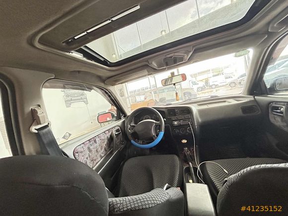Primera 1.6 SUNROFF-KLİMA- 260 bin orj km
