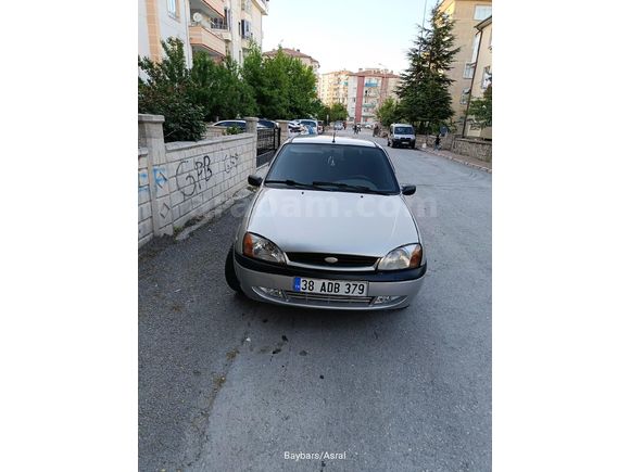 Sahibinden Ford Fiesta 1.4 Fun 2000 Model