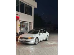 Sahibinden Volkswagen Passat 1.4 TSi BlueMotion Trendline 2016 Model İzmir 163.000 km Beyaz