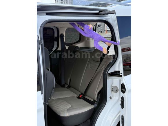 Sahibinden Ford Tourneo Courier 1.6 TDCi Titanium Plus 2016 Model 