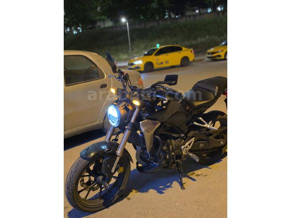 düşük km temiz bakımlı Honda CB 250 R