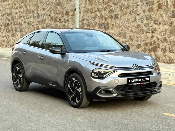 Galeriden Citroen C4 1.2 PureTech Shine 2021 Model Osmaniye