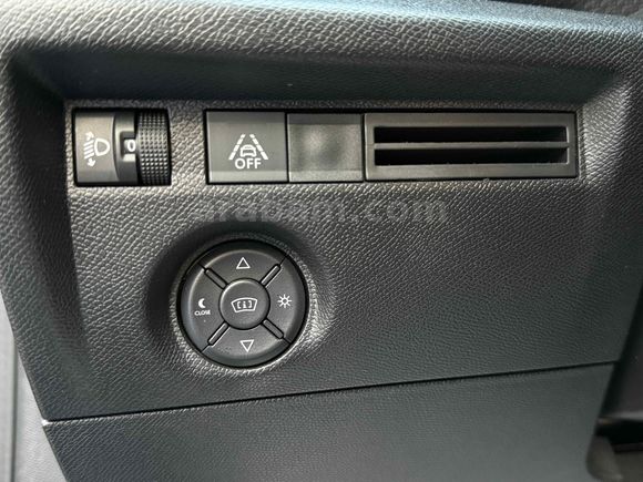 Galeriden Citroen C4 1.2 PureTech Shine 2021 Model Osmaniye